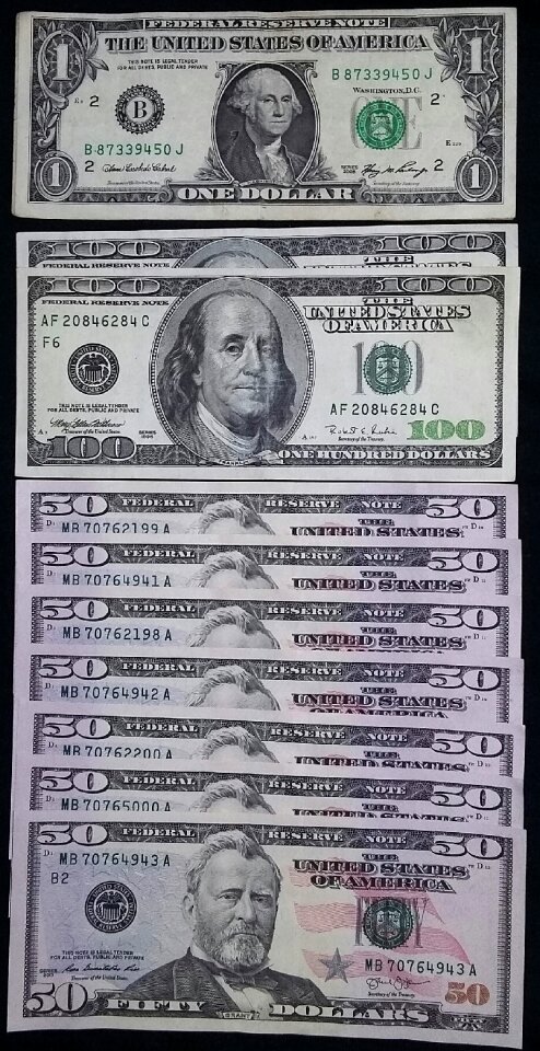 Currency money few