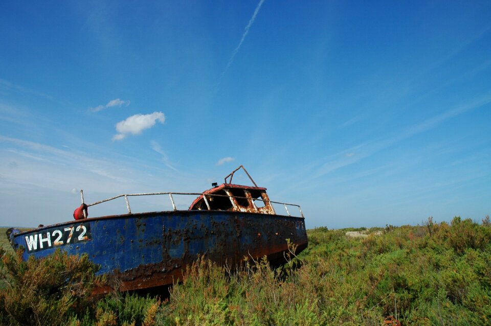 Ship wreck sea boat