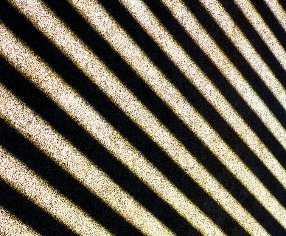 Black patterned lines