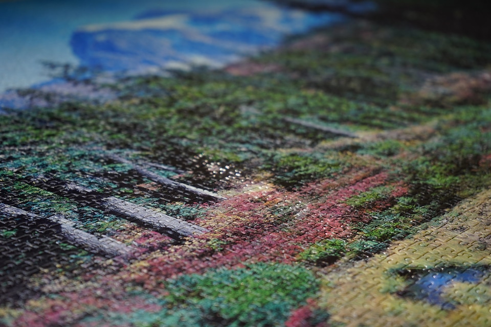 Share piecing together closeups