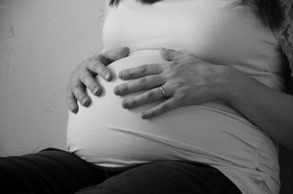 Baby belly expecting