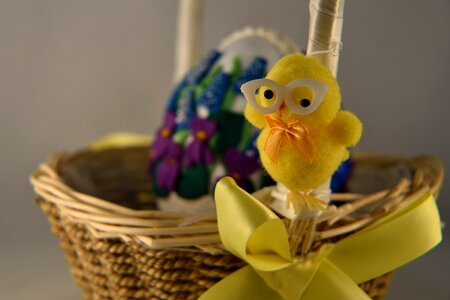 Shopping cart chicken wicker