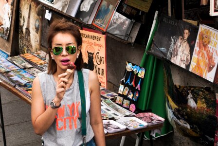 Paris tourism frames