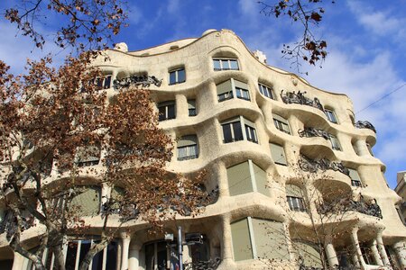 Casa mila waves bizarre photo