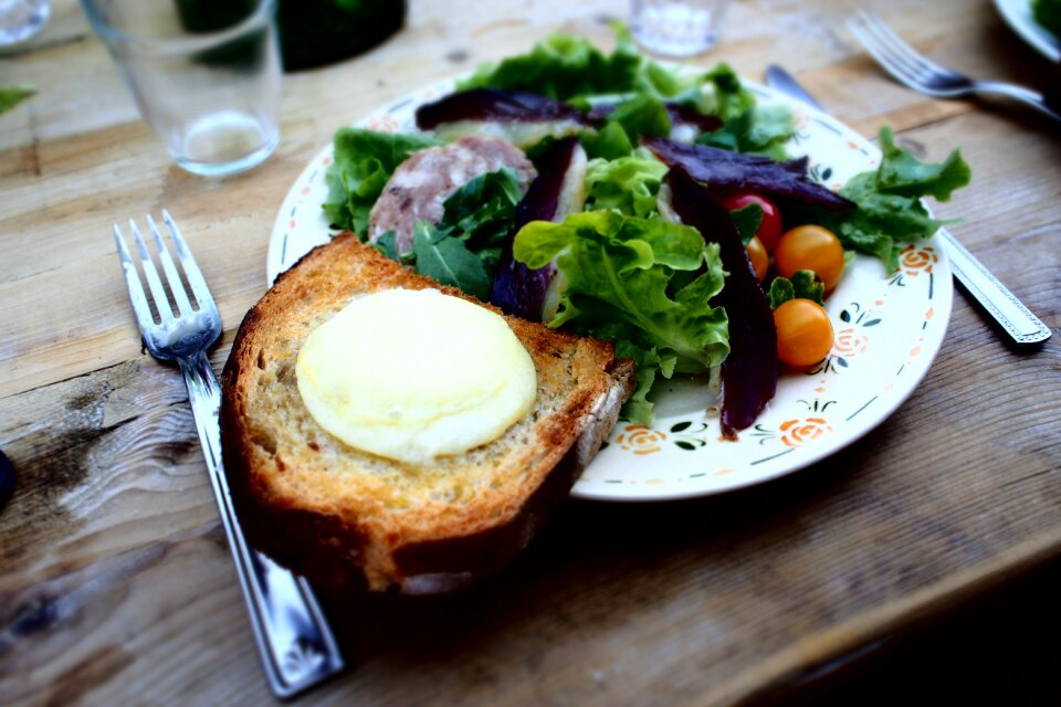 Salad plate cheese