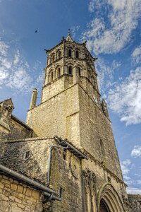 Saint-félix-de-lauragais church architecture