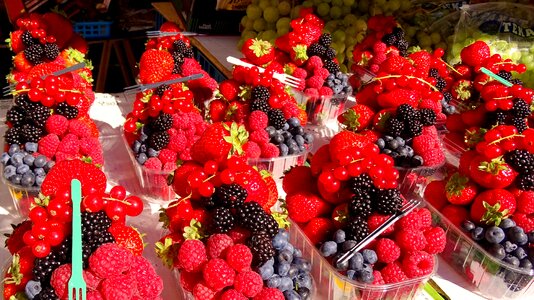 Summer strawberry berries