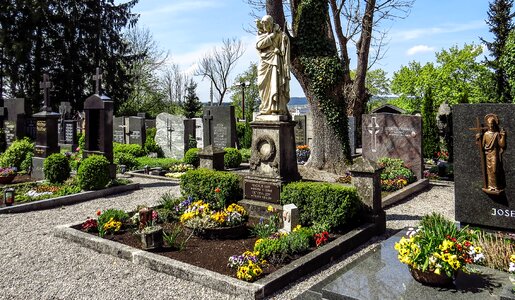 Grave stones grave figures grabschmuck