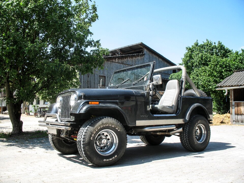 All terrain vehicle all wheel drive 4wd