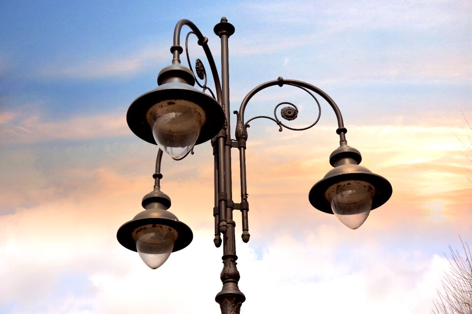 Electricity light bulbs