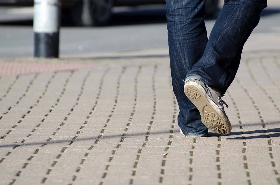 Direction shoes sole