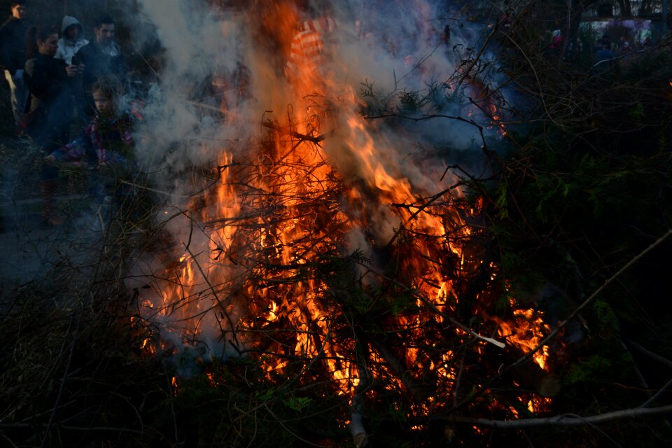 Fire green easter