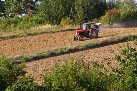 Dust soil field