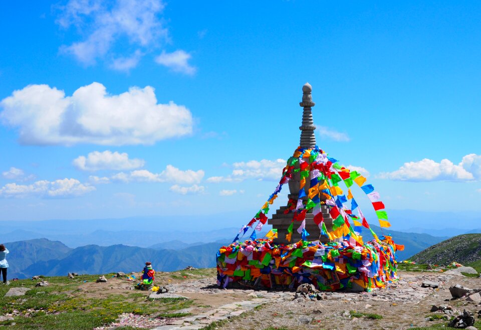 Northern taiwan streamers white cloud