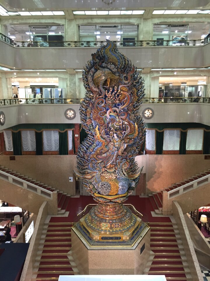 Mitsukoshi ltd blow-by stairs