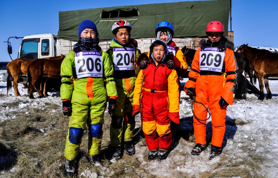 Race mongolia traditional