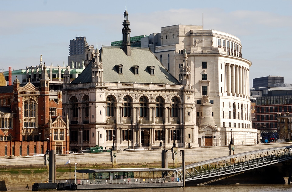 Queen victoria street architecture england