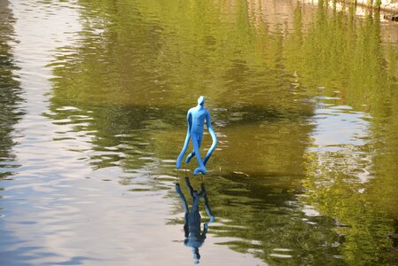 Water mirroring prague