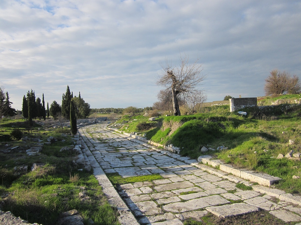Landmark culture ruins