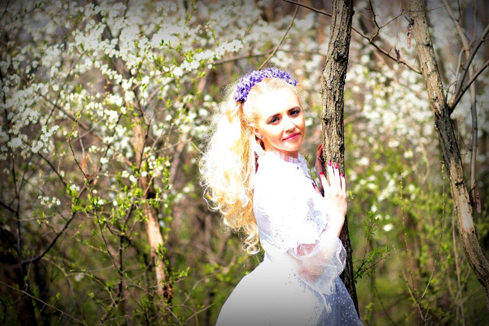 White blue eyes blonde