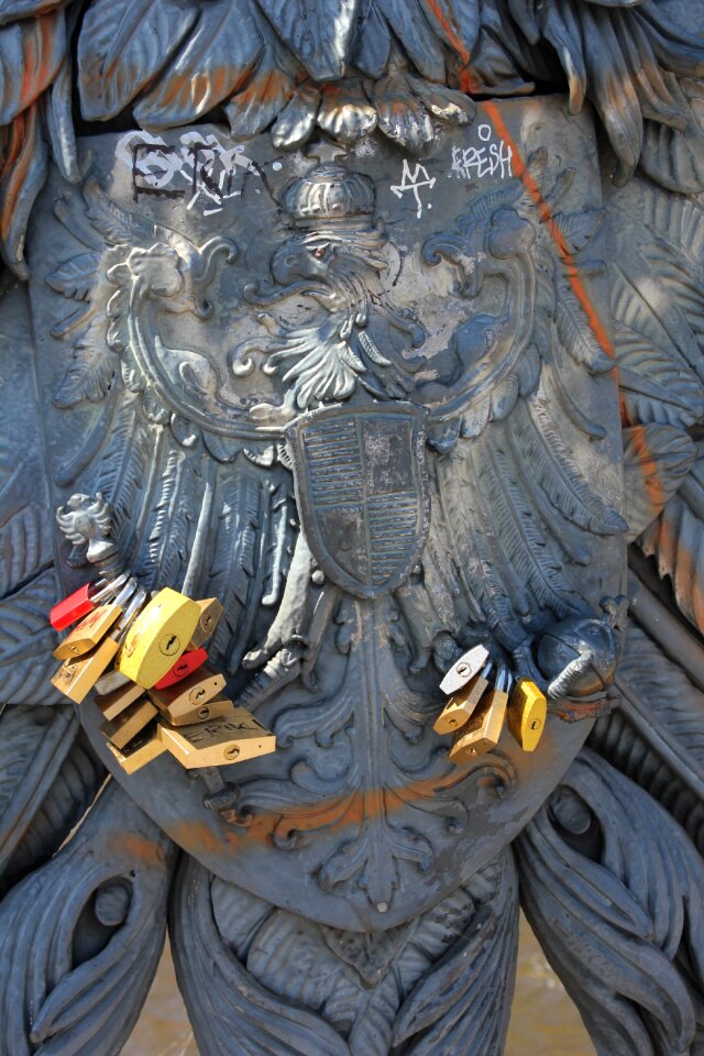 Love castles love locks