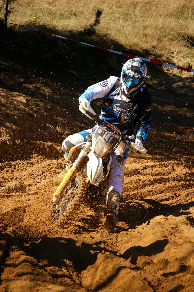 Cross enduro motorsport