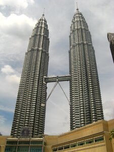 Pteronas malaysia skyscraper