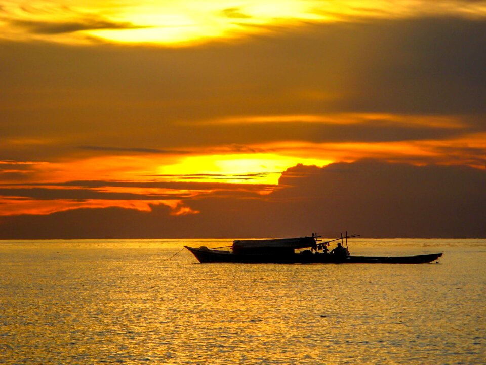 Beira mar eventide sky
