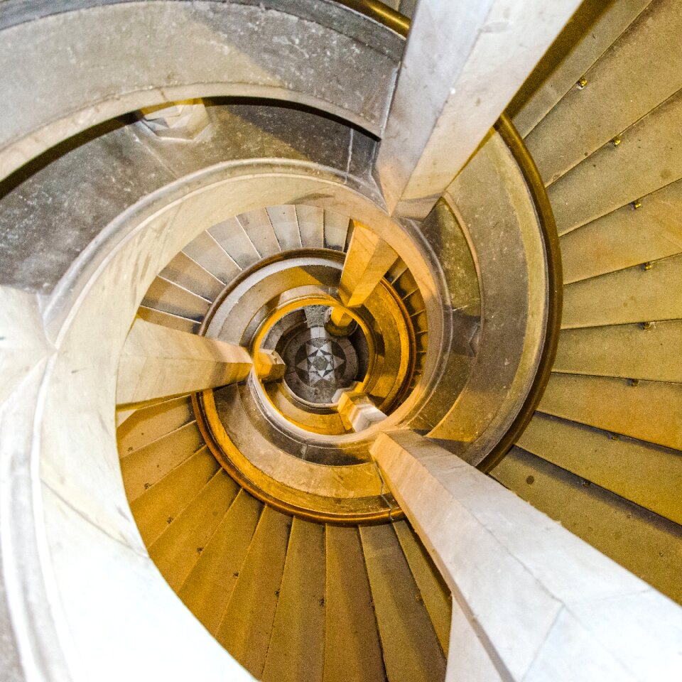 Gradually staircase tower