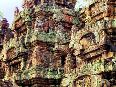 Banteay srei ruin bas-relief photo