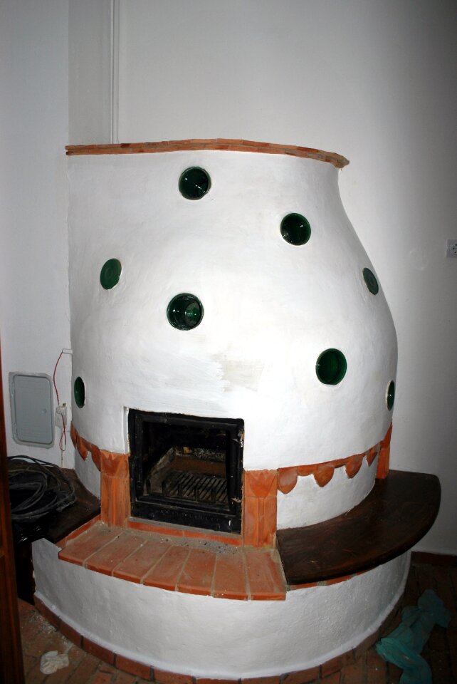 Ethnography beehive oven cooking tool