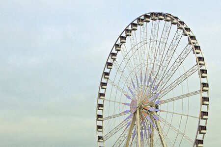 Ferris wheel travel sky