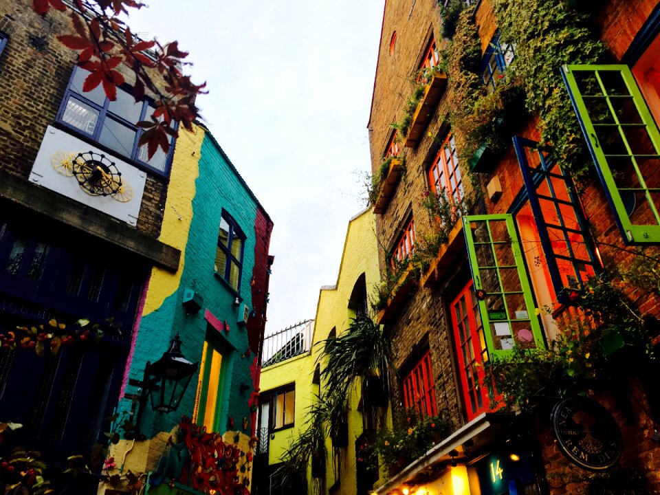 Covent garden paint