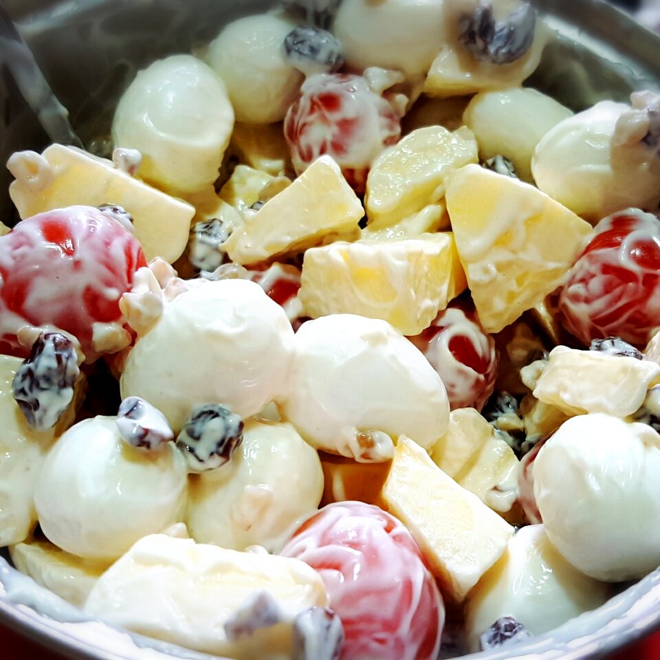 Apple quail egg raisins