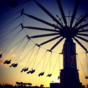 Amusement ride attraction