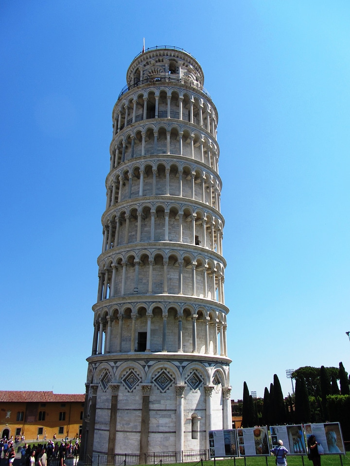 Tuscany building city
