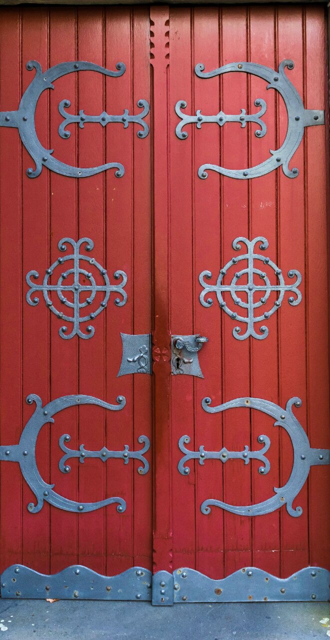 Gate input house entrance