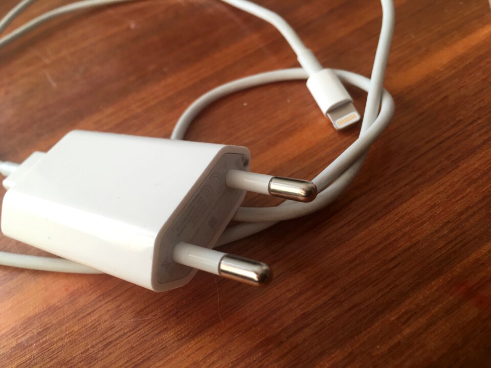 Iphone load socket