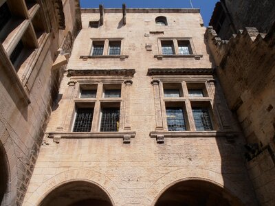 Arcades sky building