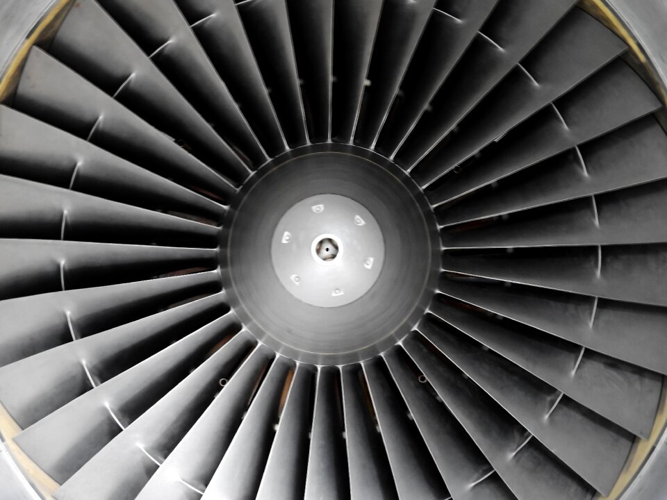 Technology engine flying