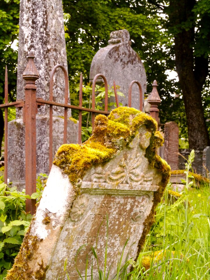 Faith tombstone hope