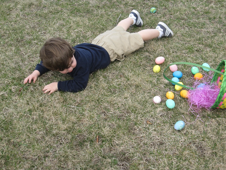 Easter basket kid fall down