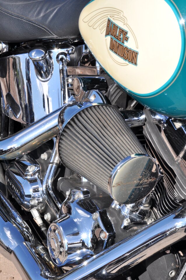 Motorcycle technical engine