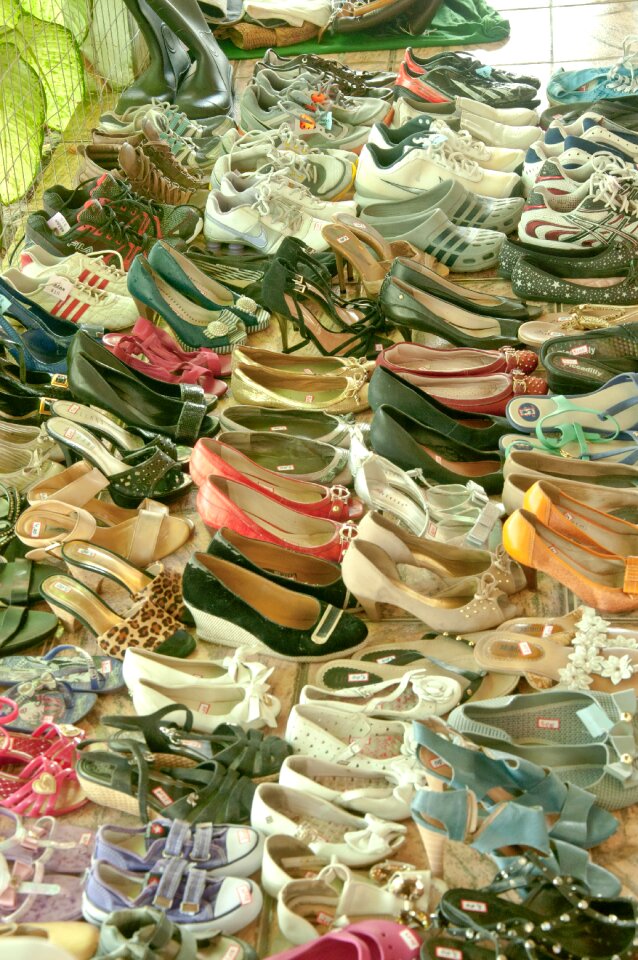 Donation shoes solidarity
