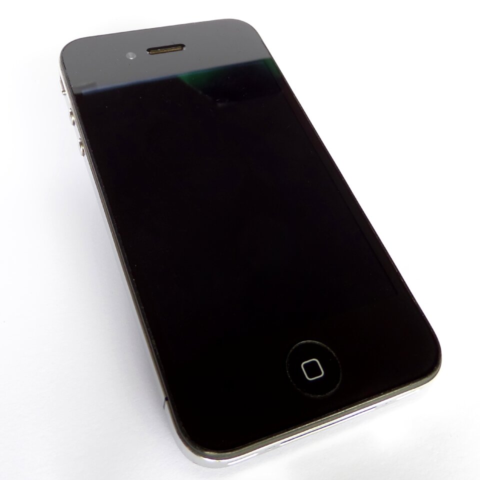 Apple iphone cell phone
