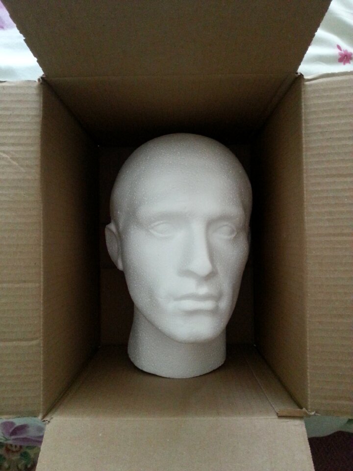 Model mannequin face