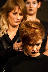 Women hairdresser cut