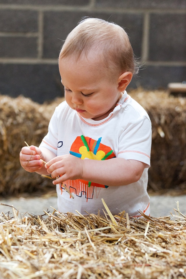 Child cute farm