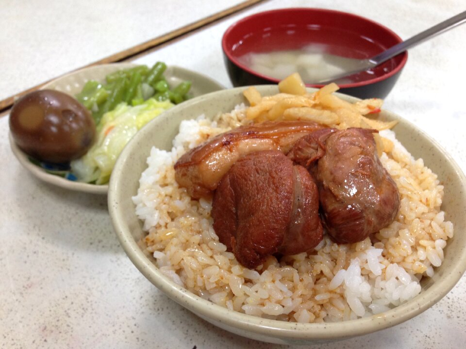 Chinese style lurou 滷 eggs