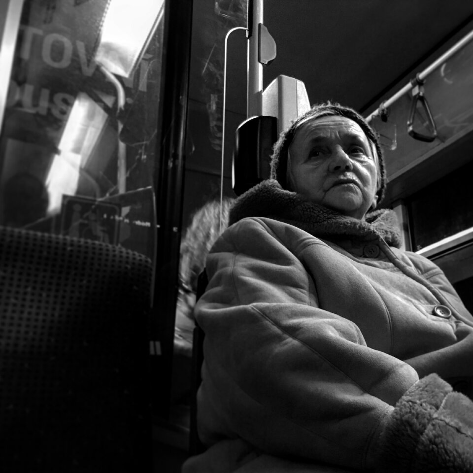 Business by public transport stara